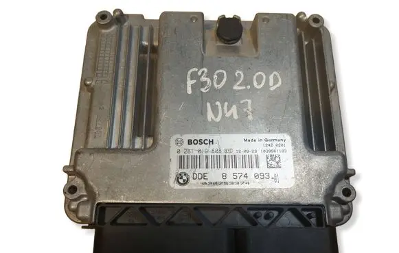 BMW 3 F30 F35 F31 Engine control unit/module ECU 0281019808 8574093