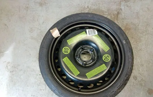 Audi A4 S4 B8 8K R19 spare wheel