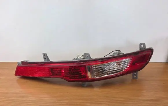 KIA Sportage Rear bumper light 924053U3