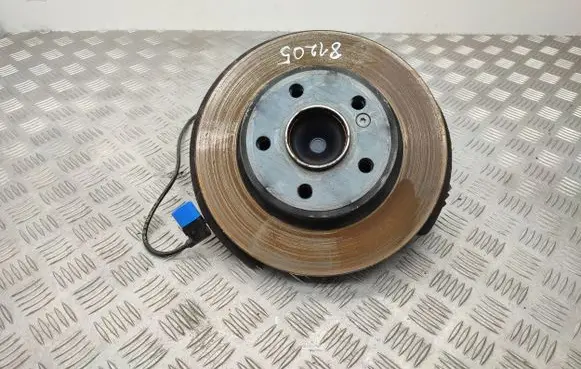 Mercedes-Benz B W246 W242 Rear wheel hub 2460406