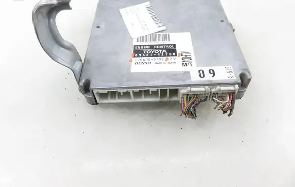 Toyota RAV 4 (XA20) Engine control unit/module 1758005192 8966142780