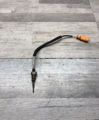 Audi Q7 4M Exhaust gas temperature sensor 8K0906088A