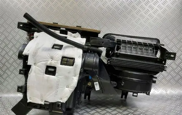 KIA Ceed Interior heater climate box assembly 97200J7120
