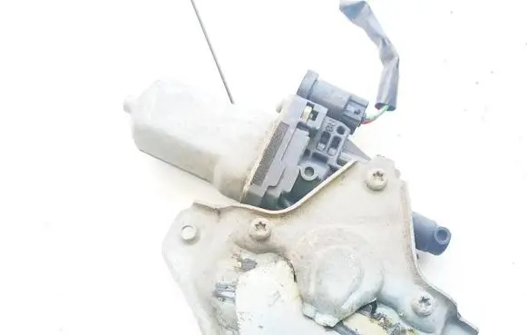 Suzuki SX4 Front door window regulator motor 8356063j00 83560-63j00