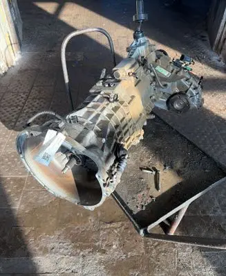 KIA Sorento Manual 5 speed gearbox 4730049100
