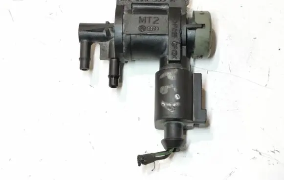 Volkswagen Caddy Turbo solenoid valve 1K0906283A