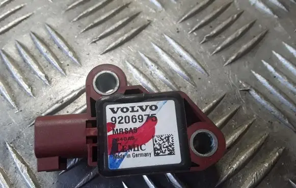 Volvo S40 Airbag deployment crash/impact sensor 9206975 MRSA58840A5