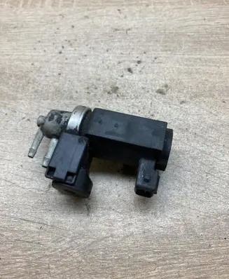 Renault Megane II Vacuum valve 8200270451 72190356