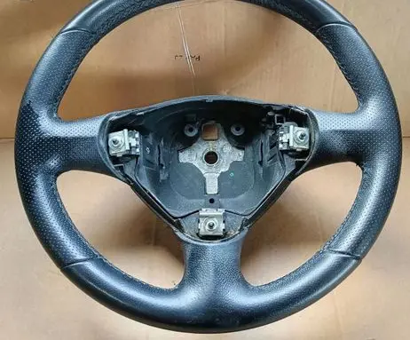 Alfa Romeo 147 Steering wheel