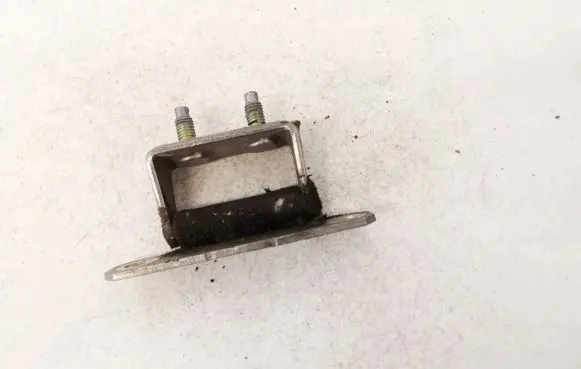 Nissan X-Trail T30 Tailgate/trunk/boot hinge
