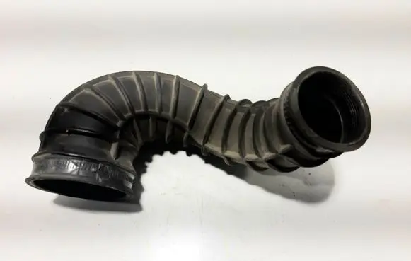 Volvo S60 Air intake hose/pipe 08834143