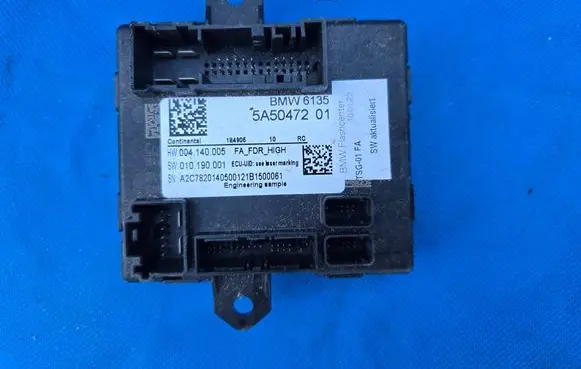 BMW 2 Active Tourer U06 Blind spot module 5A50472 PMM6135 004140005