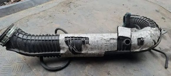 Volvo C30 Intercooler hose/pipe 7M519A673