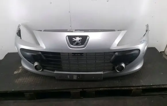 Peugeot 307 Front bumper 