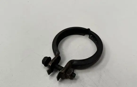 BMW 5 E60 E61 Muffler pipe connector clamp 7796718