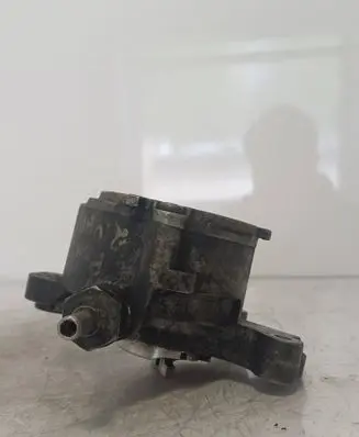 Volvo S40 Vacuum pump D1651C1 2006P