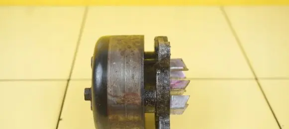 Nissan Pulsar Water pump HRA2 HRA2DDT