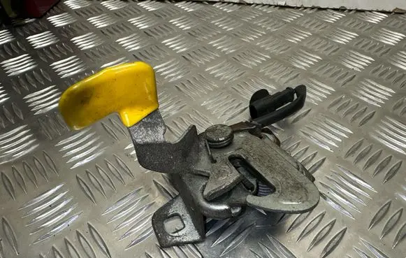 Fiat Ducato Engine bonnet/hood lock/catch 3520B850