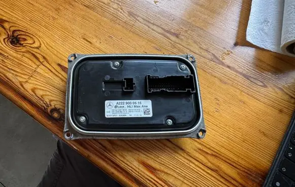 Mercedes-Benz C W205 Headlight ballast module Xenon A2229003013