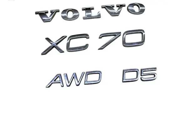 Volvo XC70 Manufacturers badge/model letters 