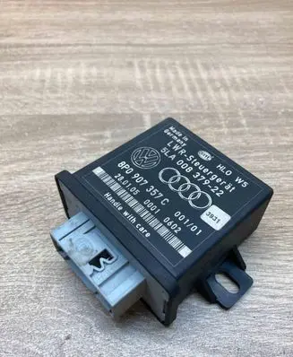 Audi A3 S3 8P Light module LCM 8P0907357C 5LA008379