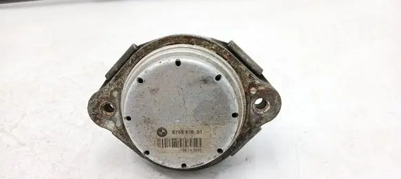 BMW X5 E53 Engine mount bracket 6758428