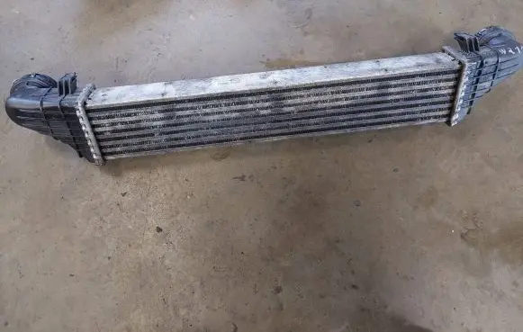 Mercedes-Benz E W211 Intercooler radiator A2115001102