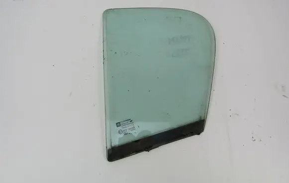 Opel Astra H Rear side window 