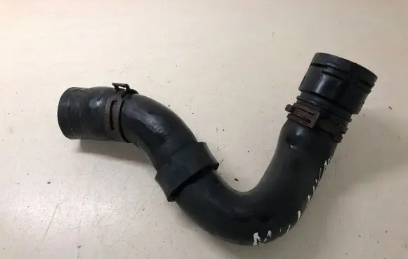 Volkswagen Multivan T5 Engine coolant pipe/hose 3B0122291C