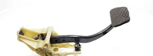 BMW 7 E65 E66 Brake pedal 6753824
