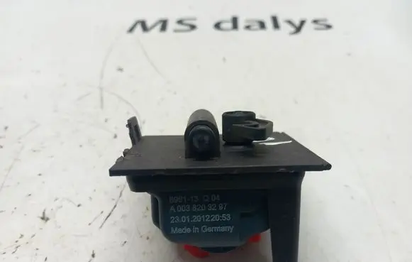 Mercedes-Benz ML W166 Fuel tank cap lock motor A0038203297 0038203297