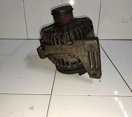 Volvo V70 Generator/alternator 9459077 0124515019