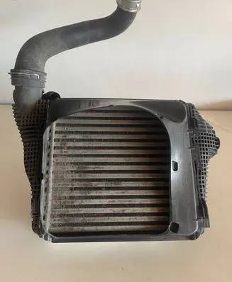 Porsche Macan (95B) Intercooler radiator 95B145804B