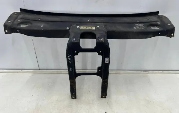 Radiator trim
