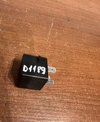Mercedes-Benz SL R129 Other relay A0025421319 D1189