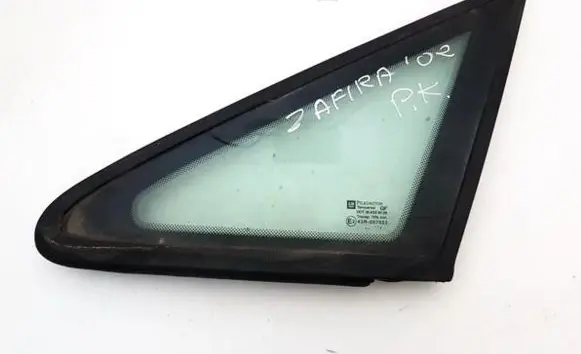 Opel Zafira A Front triangle window/glass 
