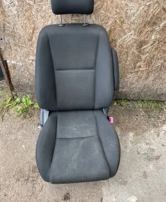 Toyota Corolla Verso E121 Front passenger seat 
