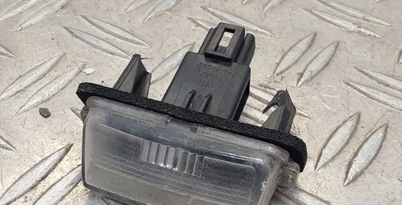 Toyota Yaris Number plate light