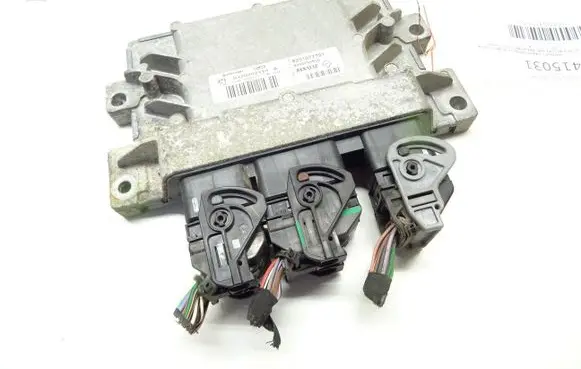 Renault Modus Engine control unit/module ECU 8201077701