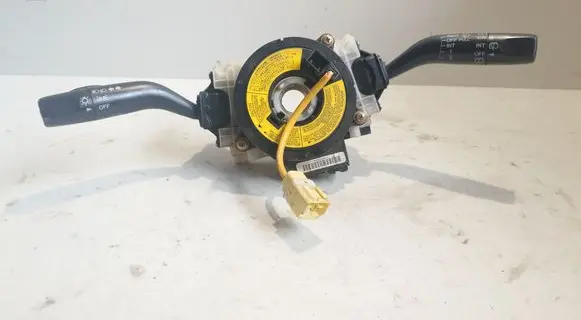 Wiper turn signal indicator stalk/switch