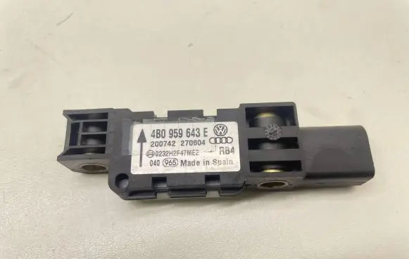 Audi A4 S4 B7 8E 8H Airbag deployment crash/impact sensor 4B0959643E 0232H2F47ME2