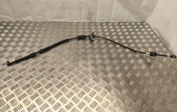 Hyundai Tucson JM Gear shift cable linkage 