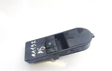 Opel Astra H Electric window control switch 13197132 93162638