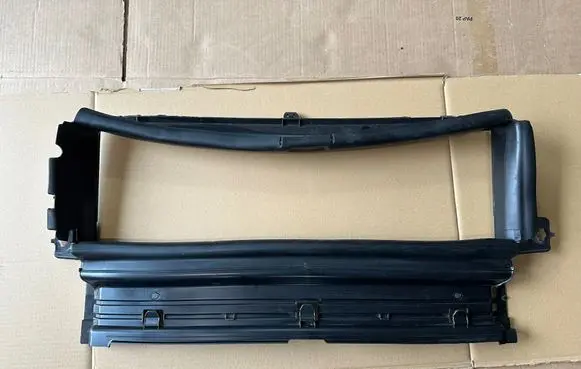 Volvo XC60 Intercooler air guide/duct channel 31425367