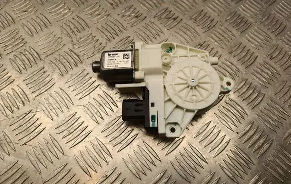 Tesla Model Y Rear door window regulator motor G59255100