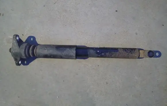 Hyundai i30 Rear shock absorber/damper