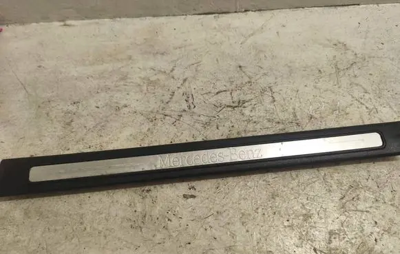 Mercedes-Benz B W245 Front sill trim cover A1696801174