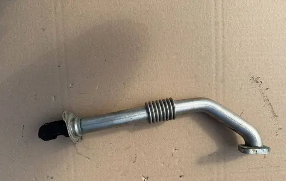 Volkswagen Crafter EGR valve line/pipe/hose 04L131521BC
