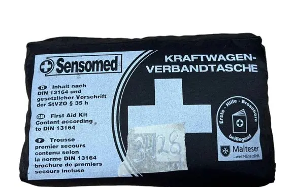 BMW 5 F10 F11 First aid kit 13164