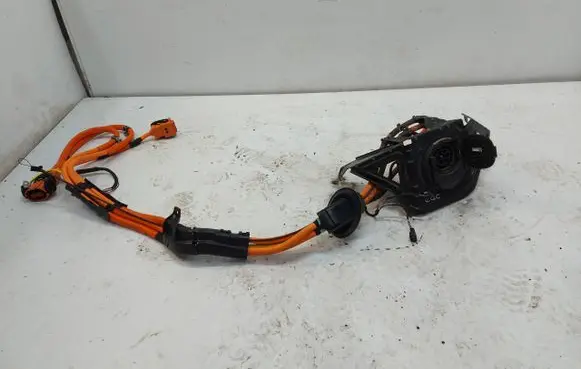 Mercedes-Benz EQC Electric car charging cable A2935407604JLK01